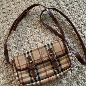 Authentic Burberry Vintage crossbody bag